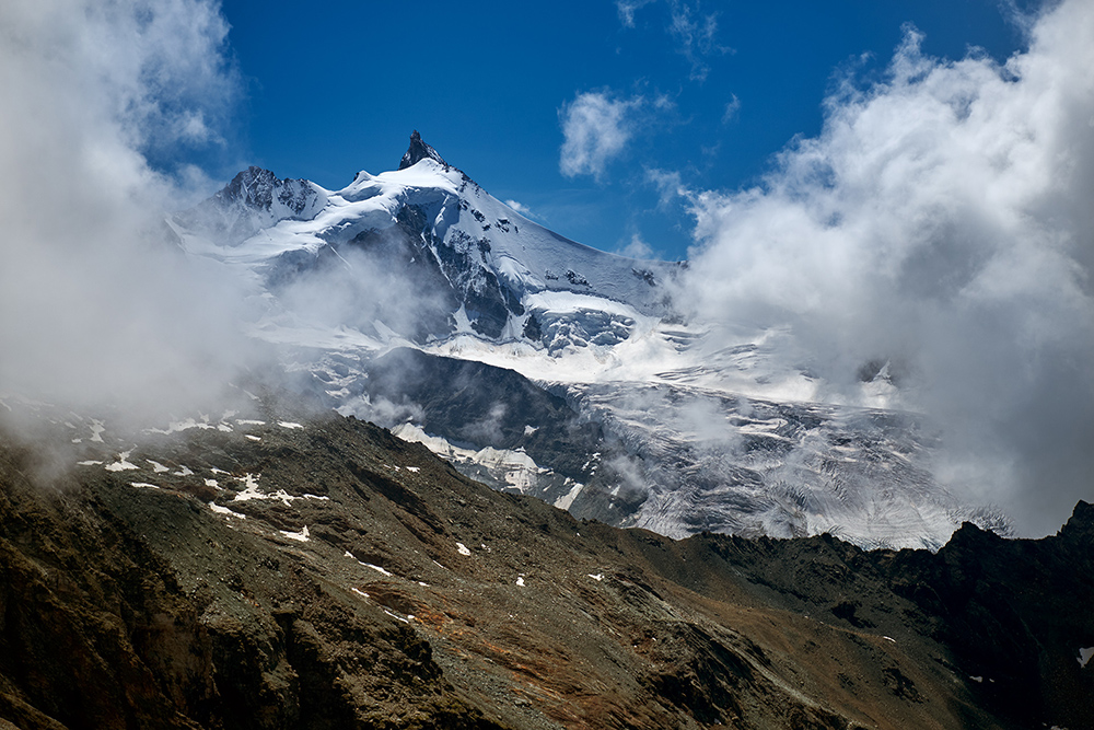 bishorn0010.jpg