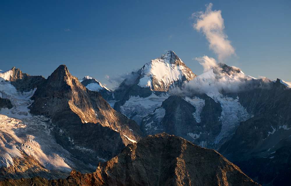 bishorn0012.jpg
